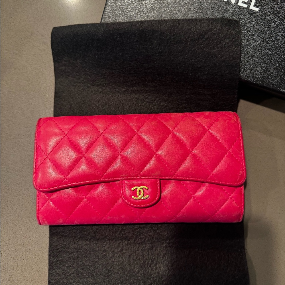 CHANEL Long Wallet Matelasse Barbie pink